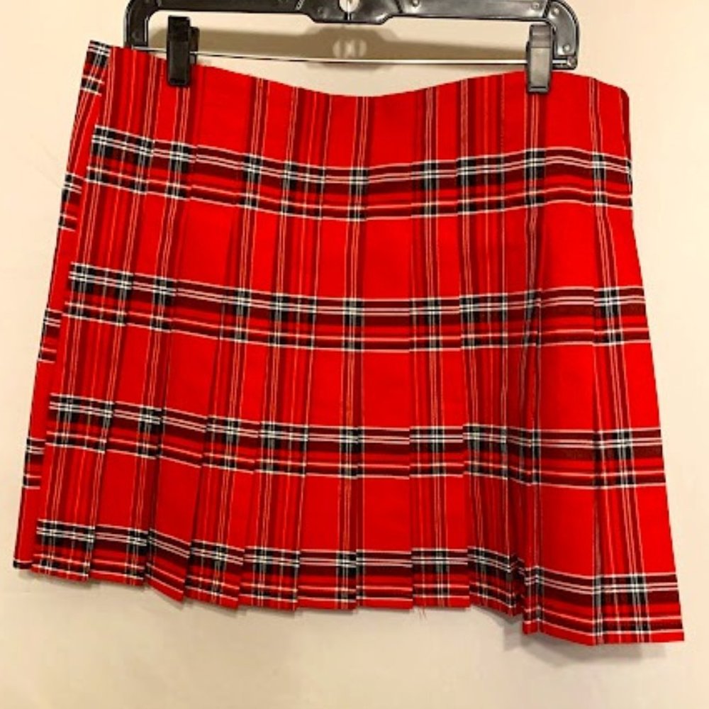No Boundaries Juniors' XL Red Plaid Mini Tennis Skirt